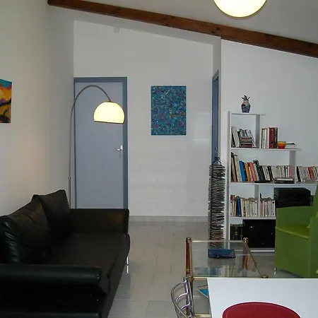 Maison Alivu *